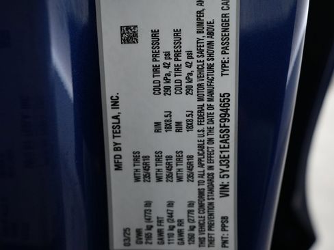 Used 2025 Tesla Model 3 Long Range RWD image 26