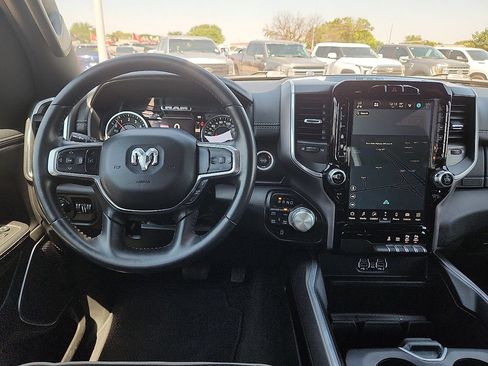 Used 2023 RAM 1500 Laramie AWD/4WD image 6