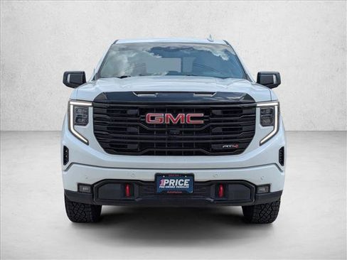 Used 2024 GMC Sierra 1500 AT4 w/ Technology Package AWD/4WD image 2