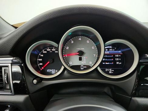 Used 2015 Porsche Macan S image 15