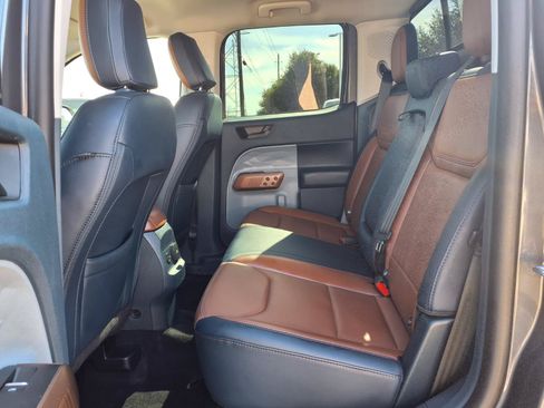 Used 2024 Ford Maverick Lariat w/ 4K Tow Package AWD/4WD image 18