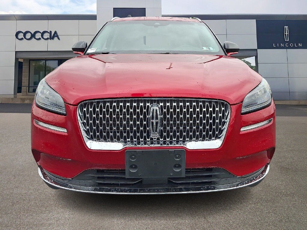 Certified 2022 Lincoln Corsair AWD w/ Equipment Group 101A image 2