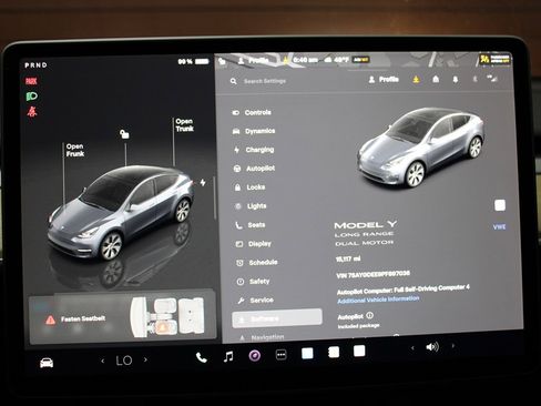 Used 2023 Tesla Model Y Long Range image 19