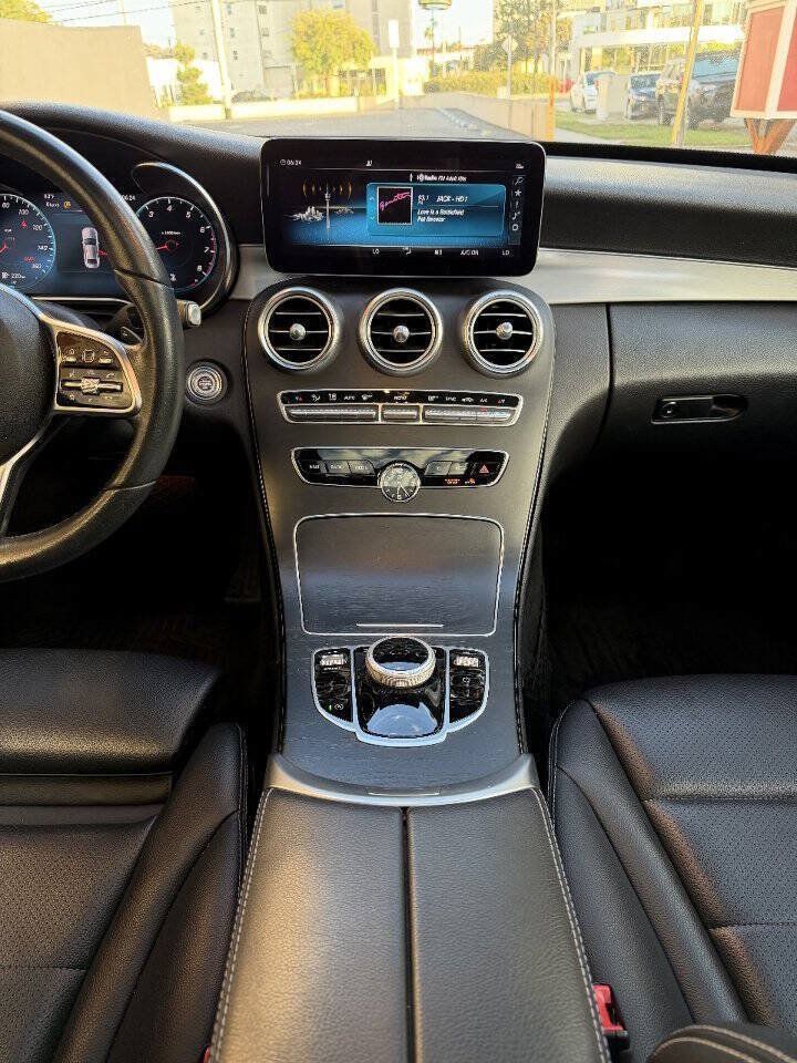 Used 2020 Mercedes-Benz C 300 Sedan image 10