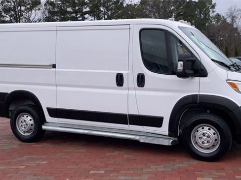 Used 2023 RAM ProMaster 2500 image 4