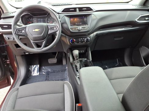 Used 2022 Chevrolet TrailBlazer LT AWD/4WD image 14