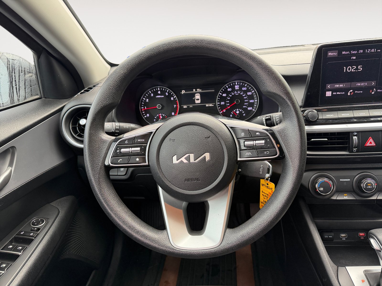 Used 2024 Kia Forte LXS FWD image 12