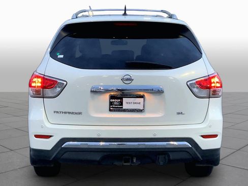 Used 2014 Nissan Pathfinder SL w/ SL Premium Package FWD image 5
