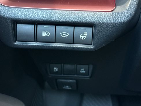 New 2026 Toyota Prius Plug-In Hybrid FWD image 30