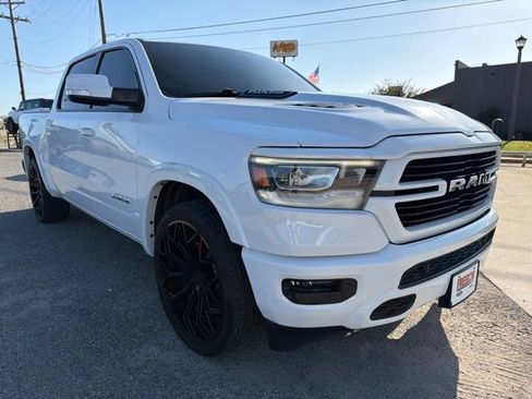 Used 2020 RAM 1500 Laramie RWD image 3