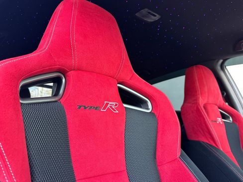 Used 2019 Honda Civic Type R image 26