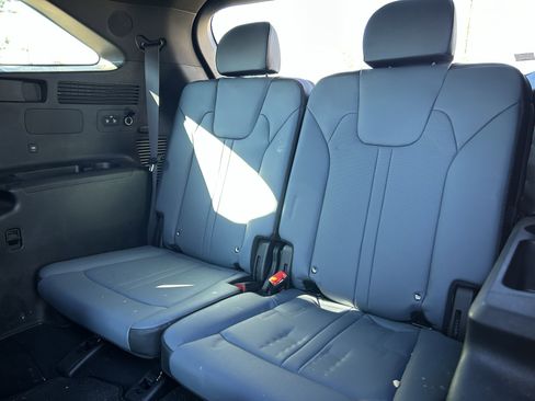 Certified 2025 Kia Sorento SX Prestige image 13