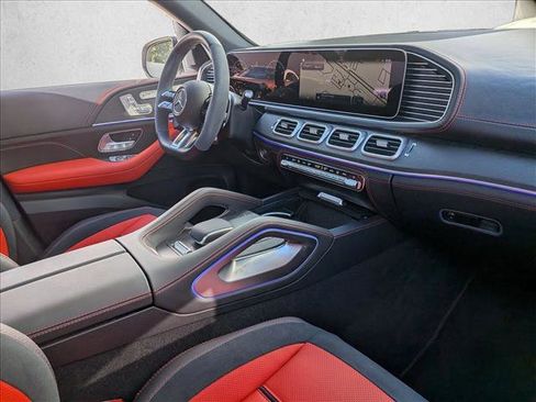 Certified 2025 Mercedes-Benz GLE 53 AMG 4MATIC image 19
