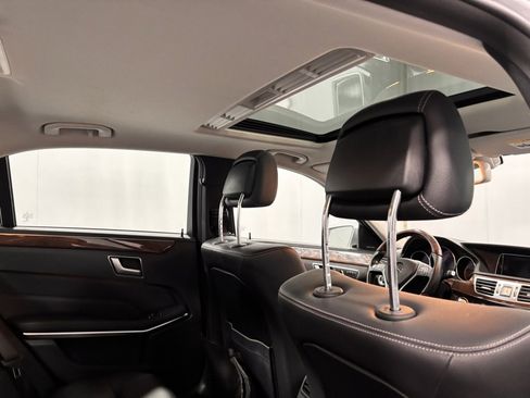 Used 2014 Mercedes-Benz E 250 BlueTEC 4MATIC Sedan image 25