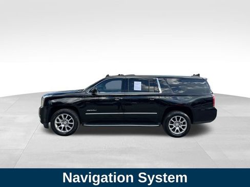 Used 2020 GMC Yukon XL Denali image 2