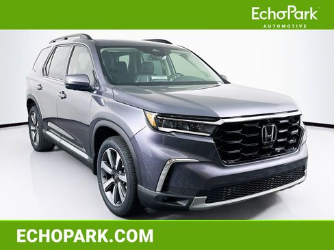 Used 2024 Honda Pilot Elite image 1