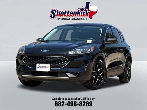 Used 2022 Ford Escape SE w/ Convenience Package FWD image 1