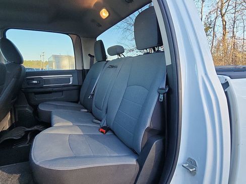 Used 2023 RAM 1500 Classic SLT image 19