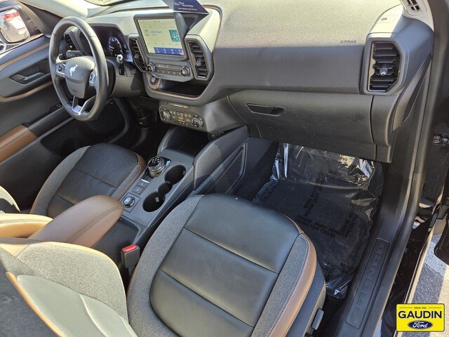 Certified 2023 Ford Bronco Sport Outer Banks w/ Tech Package AWD/4WD image 17