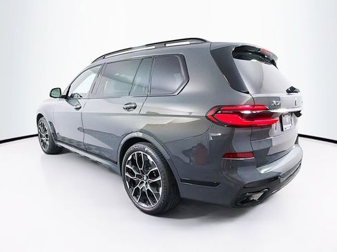 Used 2026 BMW X7 xDrive40i w/ M Sport Package AWD/4WD image 5