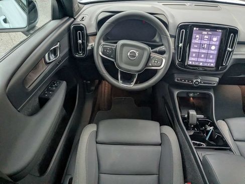Used 2024 Volvo C40 Recharge Core AWD/4WD image 22