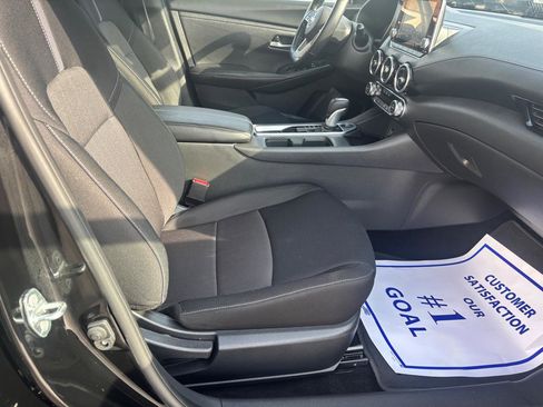 Used 2025 Nissan Sentra SV w/ All-Weather Package image 11