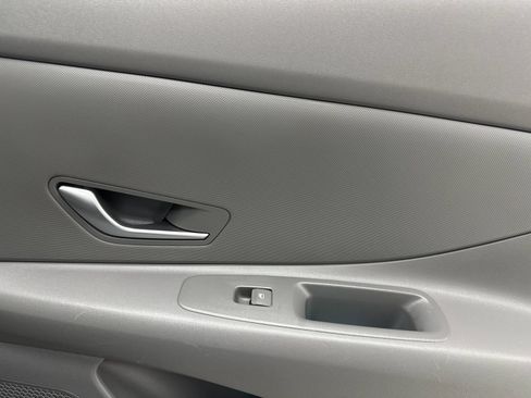 Used 2024 Hyundai Elantra SEL FWD image 46