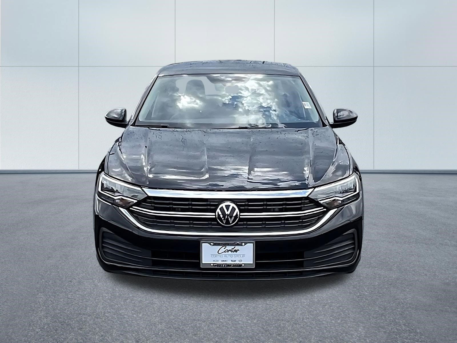 Used 2024 Volkswagen Jetta SE FWD image 2