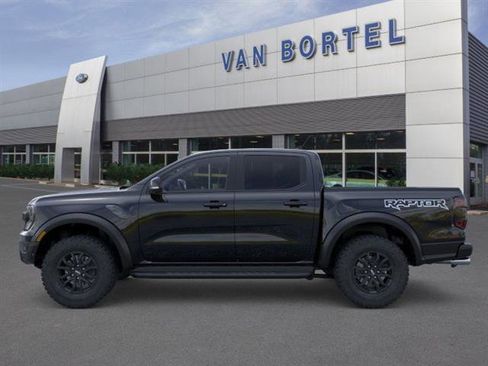 New 2025 Ford Ranger Raptor image 3