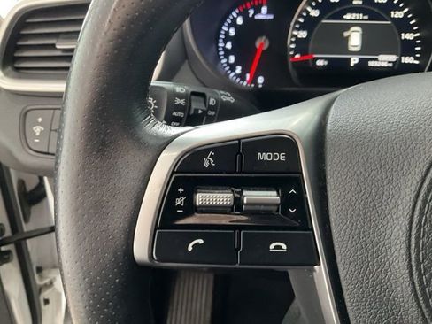 Used 2019 Kia Sorento SX image 11