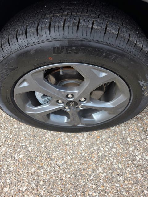 Used 2024 Ford Escape ST-Line w/ Tech Pack #1 AWD/4WD image 11