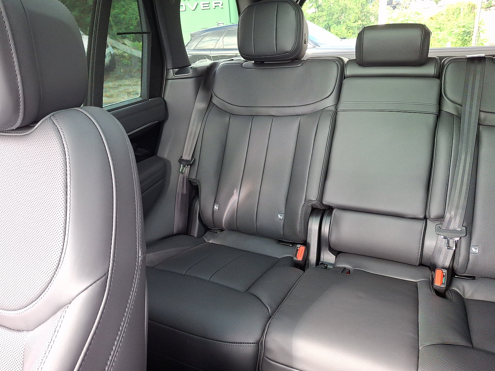 New 2026 Land Rover Range Rover SE AWD/4WD image 5