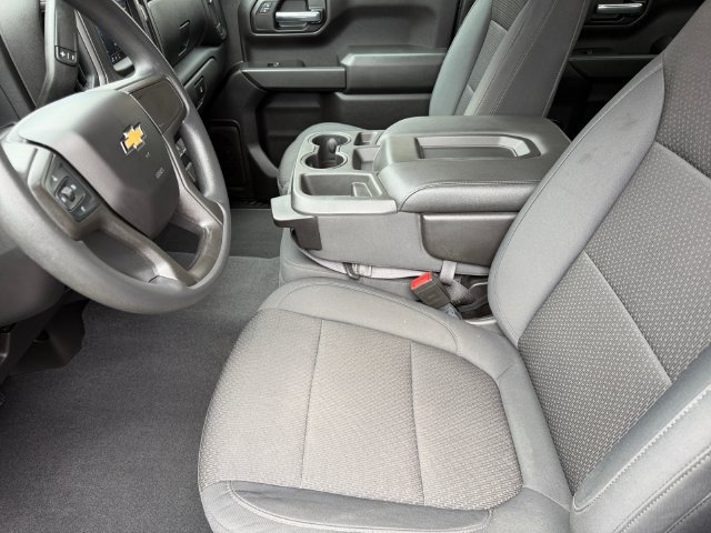 Used 2020 Chevrolet Silverado 1500 Custom w/ Custom Value Package AWD/4WD image 27