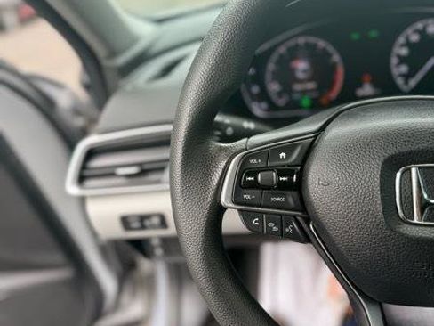 Used 2018 Honda Accord LX image 14
