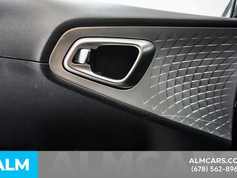 Used 2025 Kia Soul LX image 51