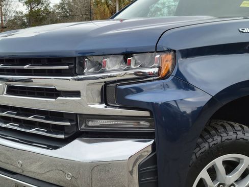 Used 2019 Chevrolet Silverado 1500 LTZ w/ LTZ Plus Package image 9