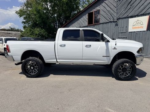 Used 2015 RAM 2500 Laramie AWD/4WD image 4