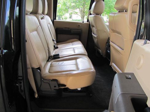 Used 2012 Ford F350 Lariat w/ Lariat Ultimate Pkg AWD/4WD image 17