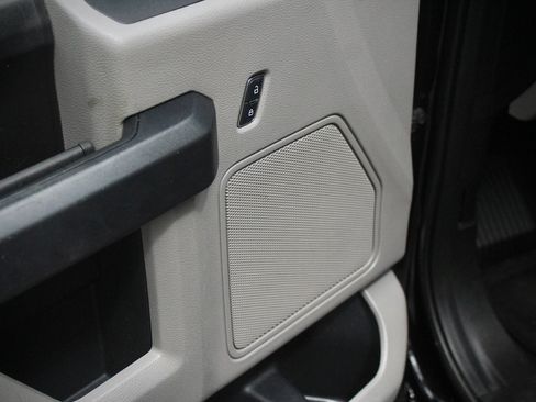 Used 2017 Ford F150 XL w/ Equipment Group 101A Mid RWD image 56