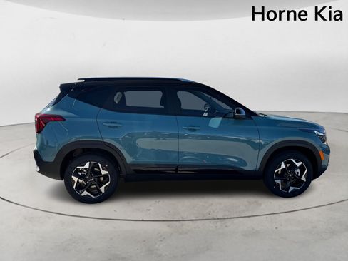 New 2026 Kia Seltos S FWD image 3