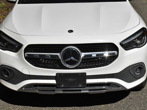 Used 2021 Mercedes-Benz GLA 250 4MATIC image 32