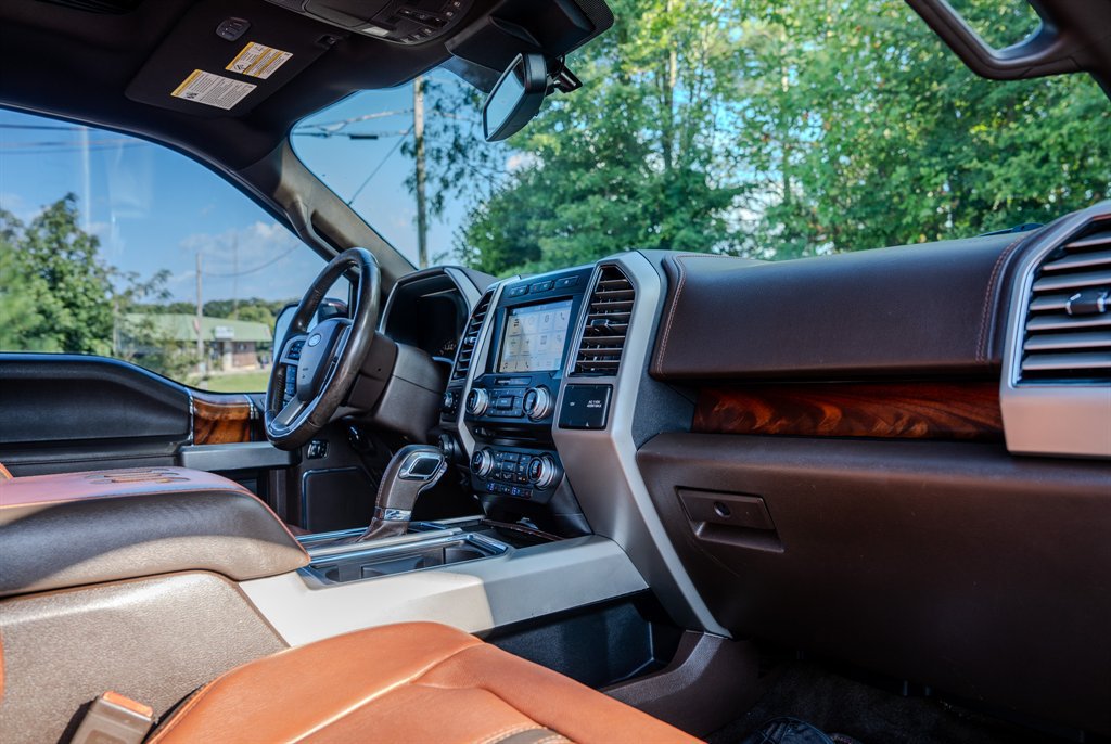 Used 2018 Ford F150 King Ranch w/ Equipment Group 601A Luxury AWD/4WD image 32