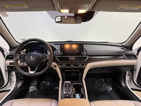 Used 2021 Honda Accord EX image 12