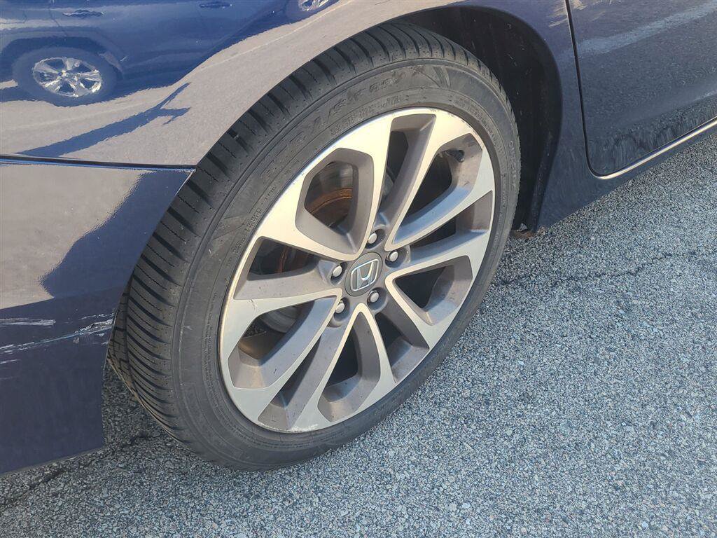 Used 2014 Honda Accord Sport image 16