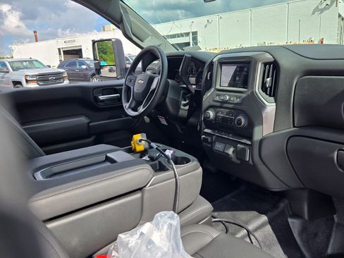 New 2025 Chevrolet Silverado 3500 W/T w/ WT Convenience Package image 7