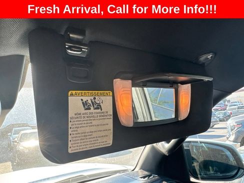 Used 2020 Toyota Tacoma TRD Off-Road w/ Technology Package AWD/4WD image 18