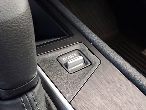 Used 2026 Nissan Kicks SV FWD image 22