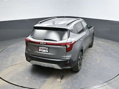 Used 2025 Kia Seltos S image 37