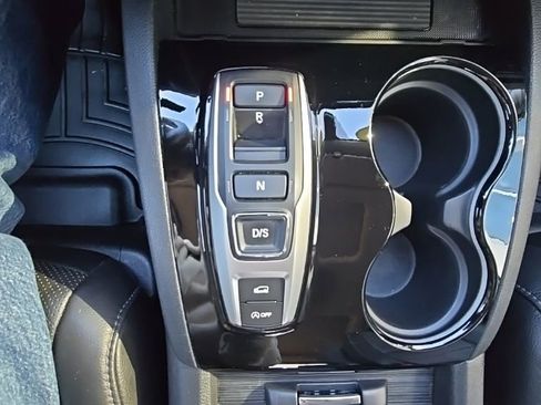 Certified 2022 Honda Pilot Elite image 19