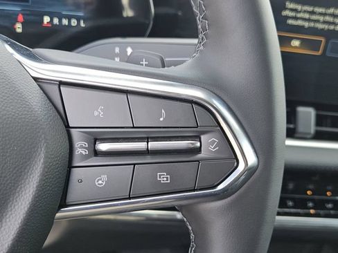 New 2026 Chevrolet Equinox LT FWD image 18